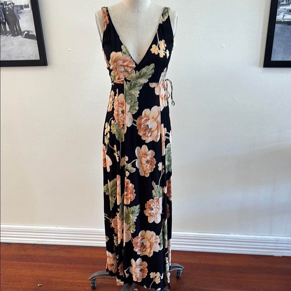 Christy Dawn size Large Sarita Maxi Wrap Dress - Night Peony Black Floral